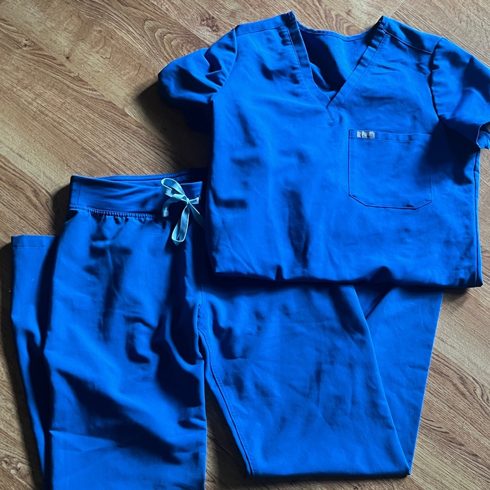 Figs Blue Scrub Set